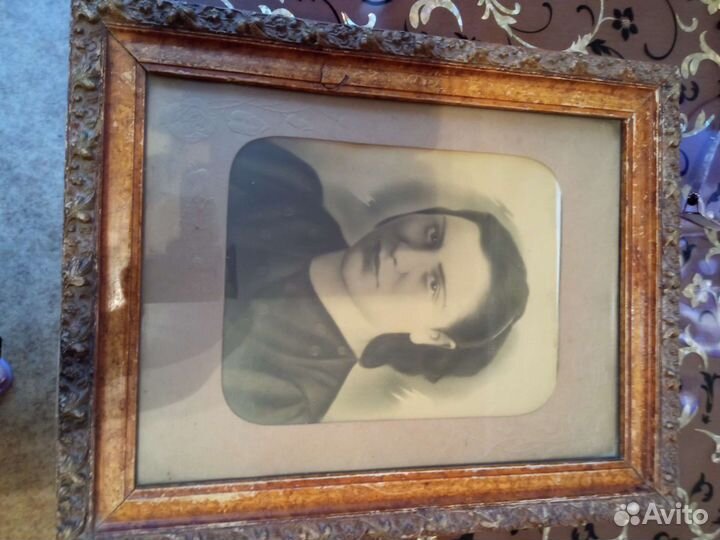 Старинная фотография в рамке