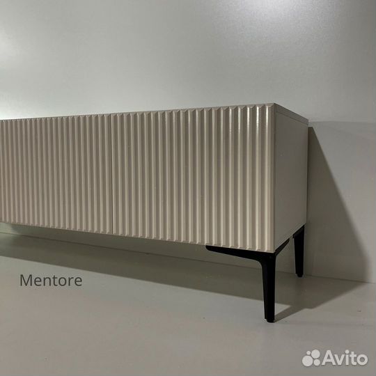 Тумба тв Bravo (на опорах или подвесная)