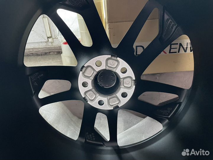 Оригинальные диски Audi Q7 New 4m R22