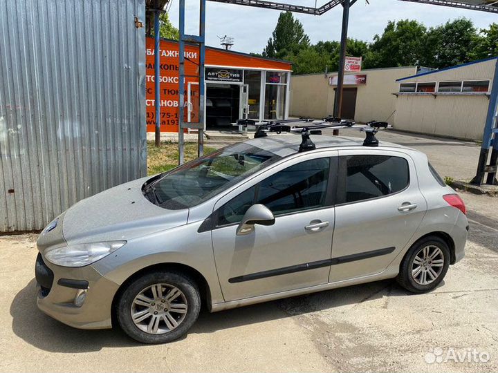 Багажник велокрепление на крышу Toyota Isis XM10 R