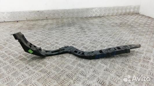 Крепление бампера переднее volkswagen passat B7 (8