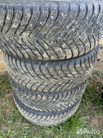 Nokian Tyres Hakkapeliitta 8 SUV 225/60 R17