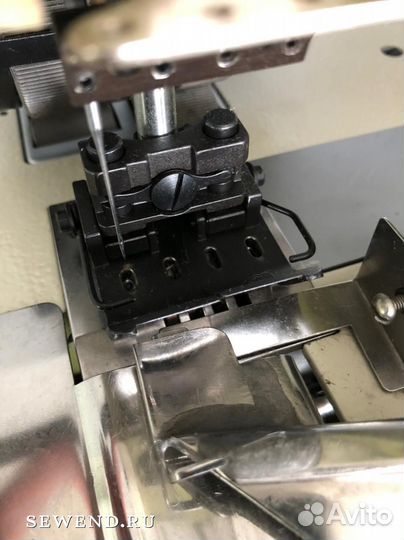 Промышленная поясная швейная машина Rimoldi