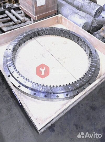 Поворотный круг Hitachi EX350H-5