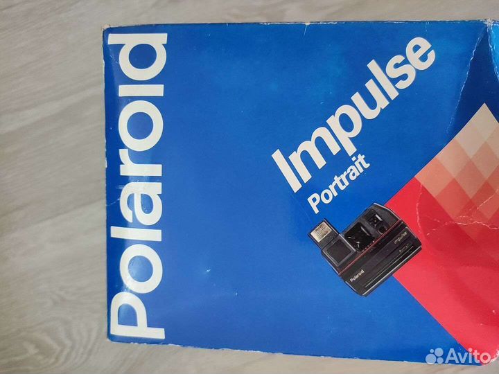 Фотоаппарат моментальный polaroid