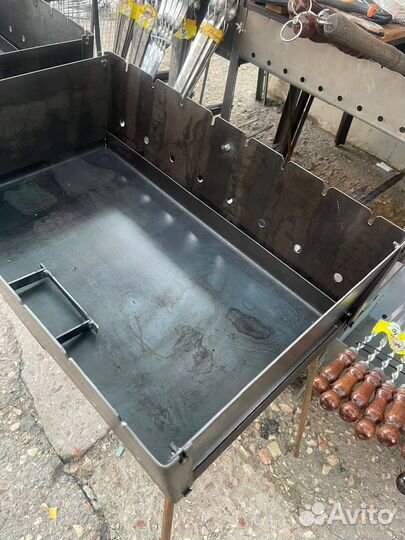 Мангал чемодан на 6-8-10-12 шампуров