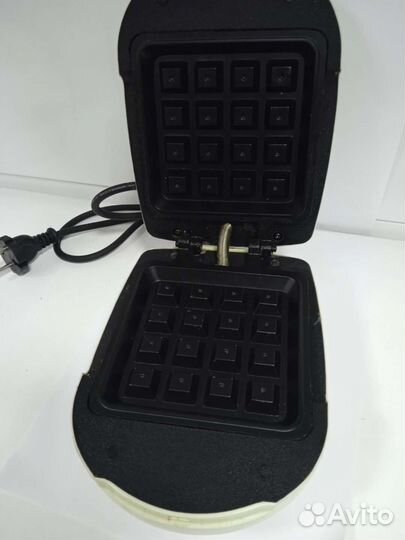 Вафельница-гриль универсальный Кубань-2 (140)