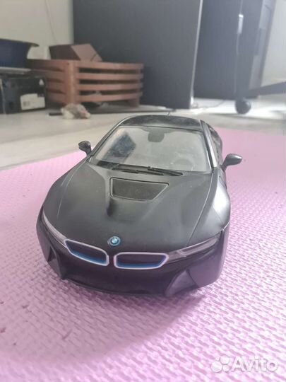 Машинка на пульте BMW