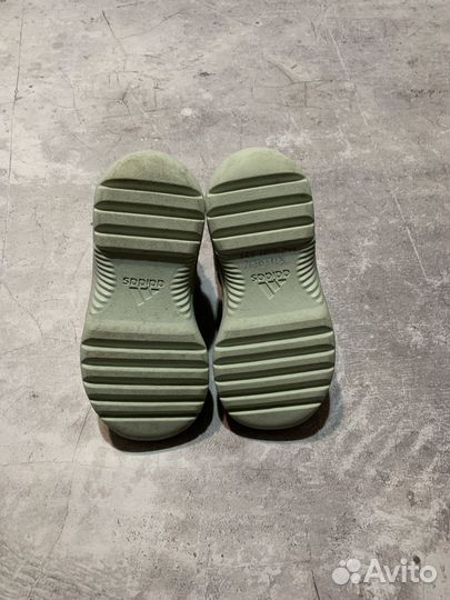 Кроссовки Adidas Yeezy Desert Boot Salt оригинал