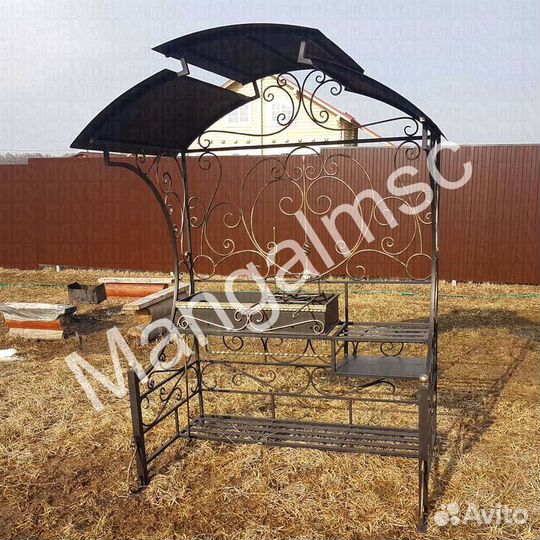 Мангал с крышей лофт