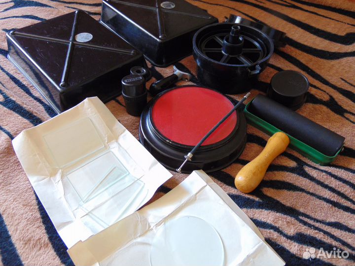 Фотопринадлежности, Ванночка,валик.Объектив Юпитер