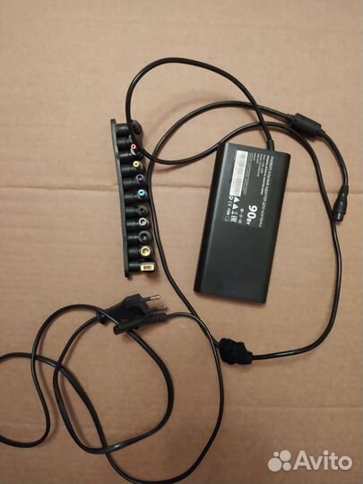 Зарядка для ноутбука универсальная