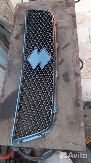 Решетка радиатора suzuki grand vitara