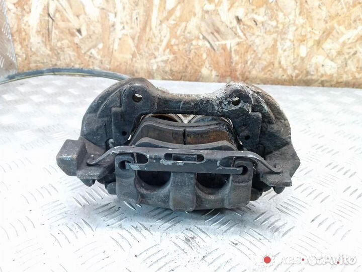 Суппорт тормозной передний левый Mercedes-Benz R