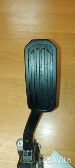 Педаль газа Toyota Camry 50 55 2012-2017