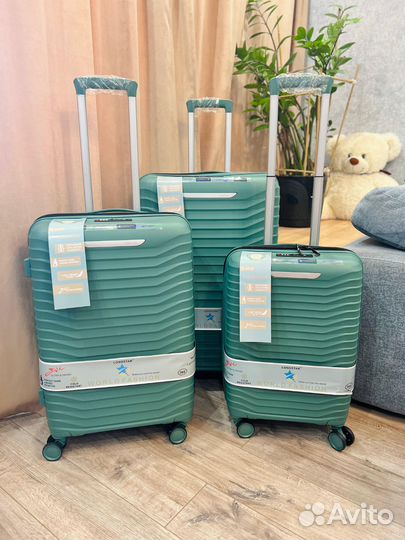 Чемодан на колёсах