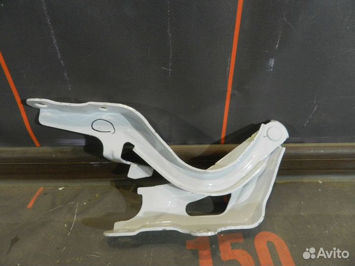 Петля капота правая - Kia Sportage 3 (2010-16г.в.)