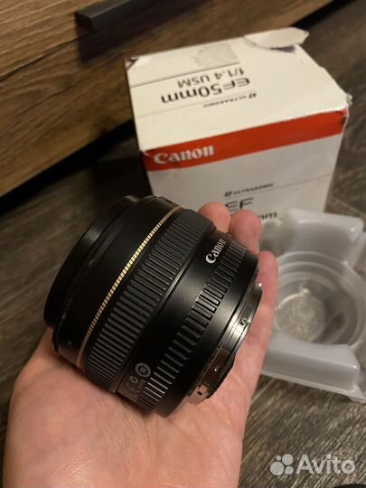 Объектив canon 50mm 1.4