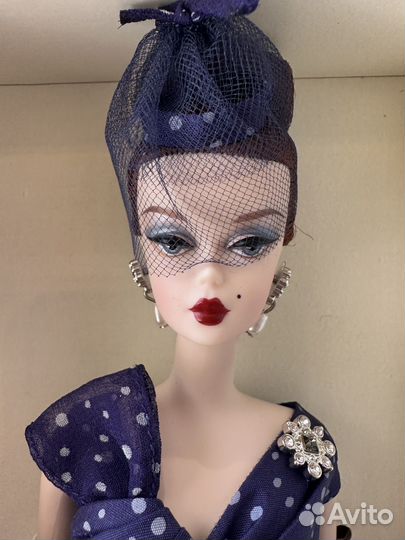 Барби Парижанка