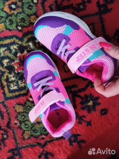 Кроссы на девочку