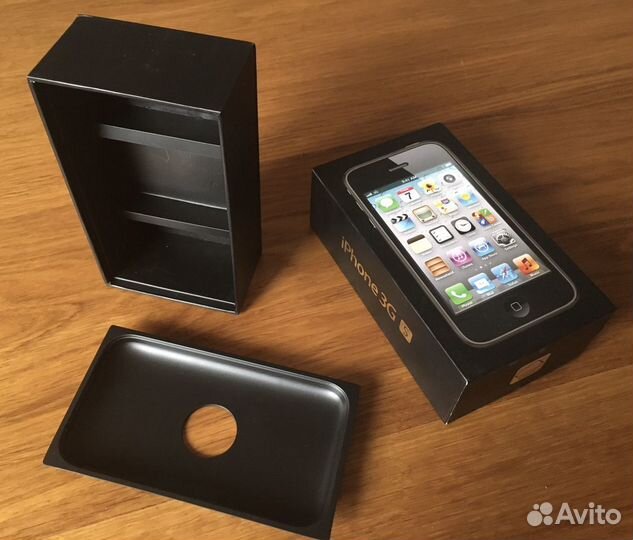 Коробка iPhone 3GS