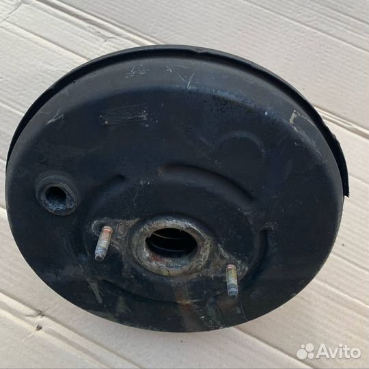 Усилитель тормозов вакуумный Lexus RX300/330/350/400H (2003-2009) 4461048211 б/у