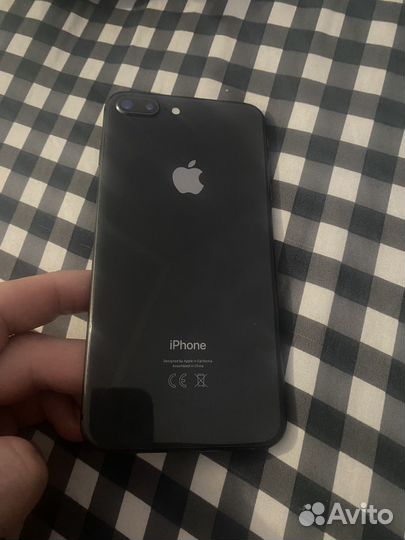 iPhone 8 Plus, 64 ГБ