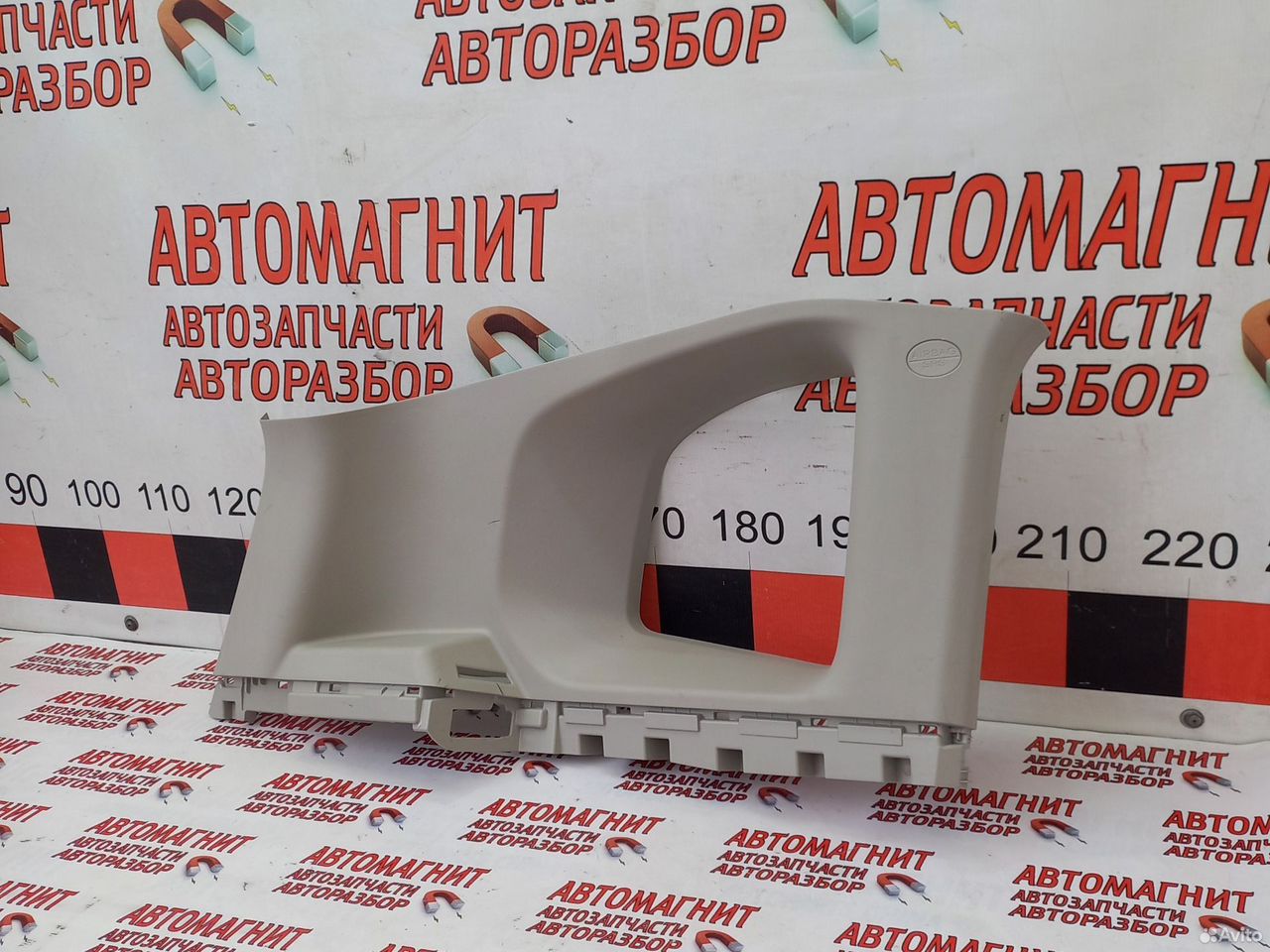 Обшивка задней стойки правая Хавал Дарго