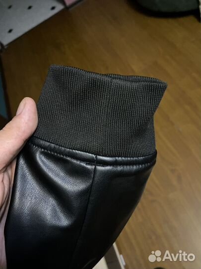 Кожаная куртка мужская Zara