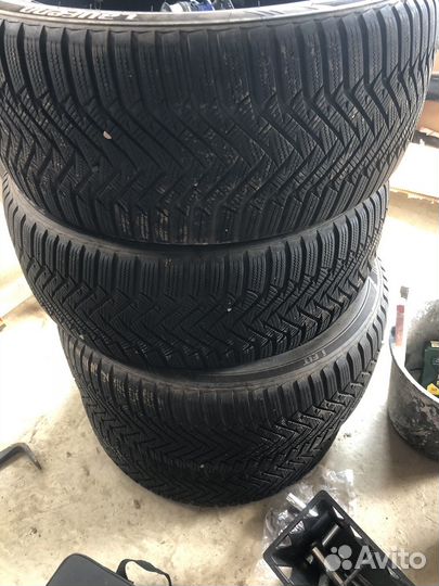 Laufenn G Fit 4S 225/45 R18 и 245/40 R18