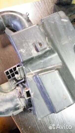 Резонатор воздушного фильтра hyundai solaris1