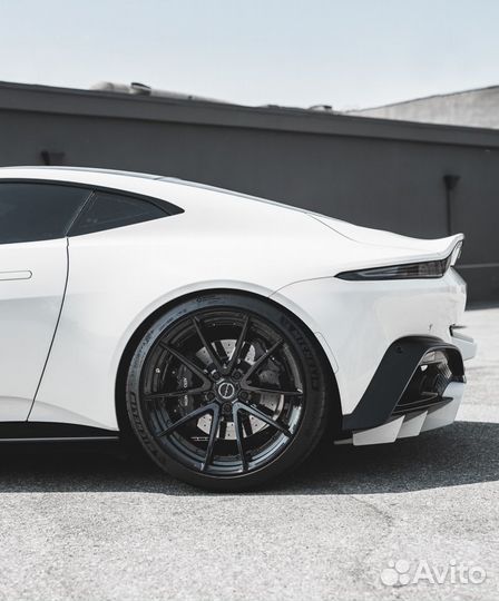 Диски Брикстон для Aston Martin Vantage R21