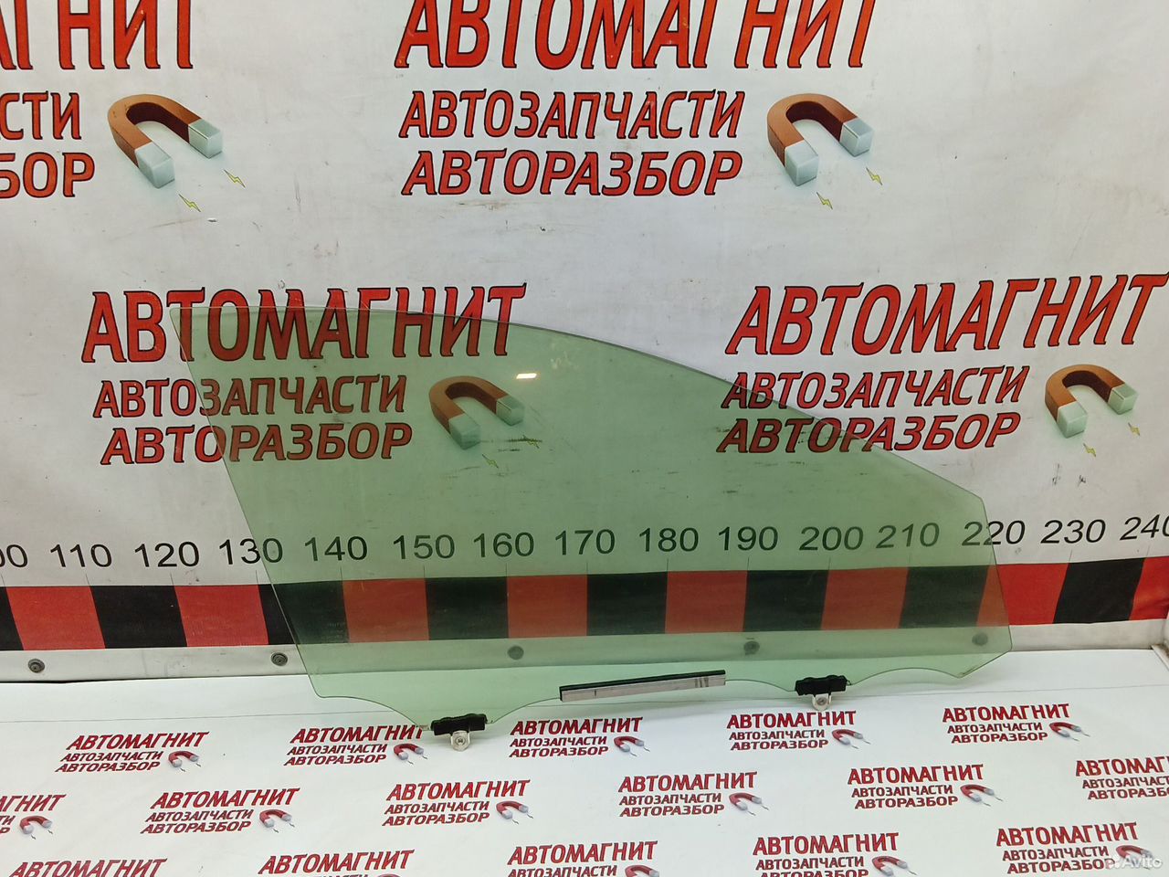 Стекло переднее правое Тойота Рав 4 40