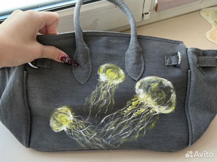 Рисование на одежде акрилом