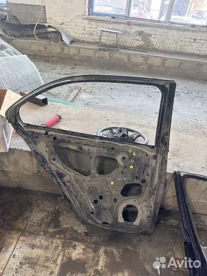 Двери honda accord 7