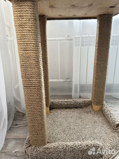 Домик для кошки с когтеточкой