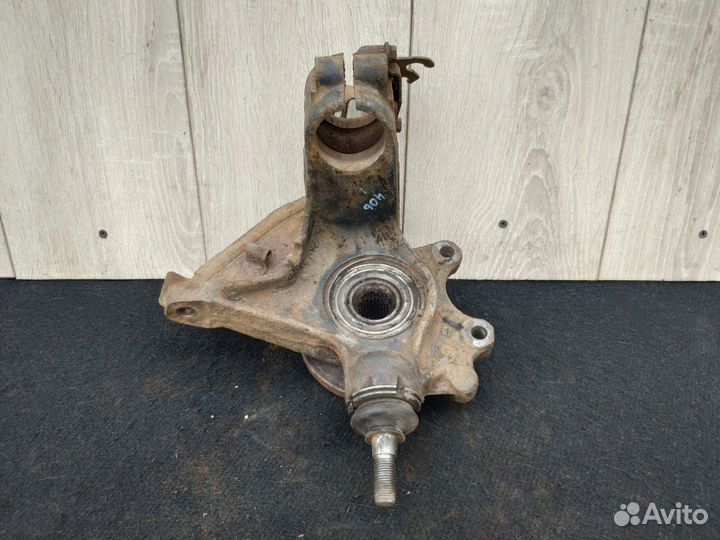 Кулак поворотный передний левый Peugeot 406