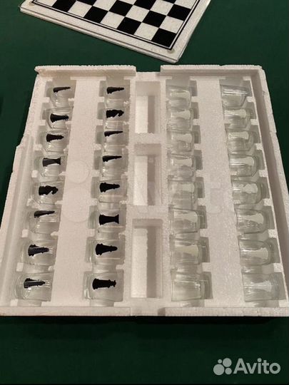 Шахматы с рюмками