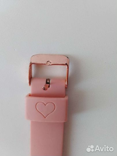 Часы женские с силиконовым браслетом