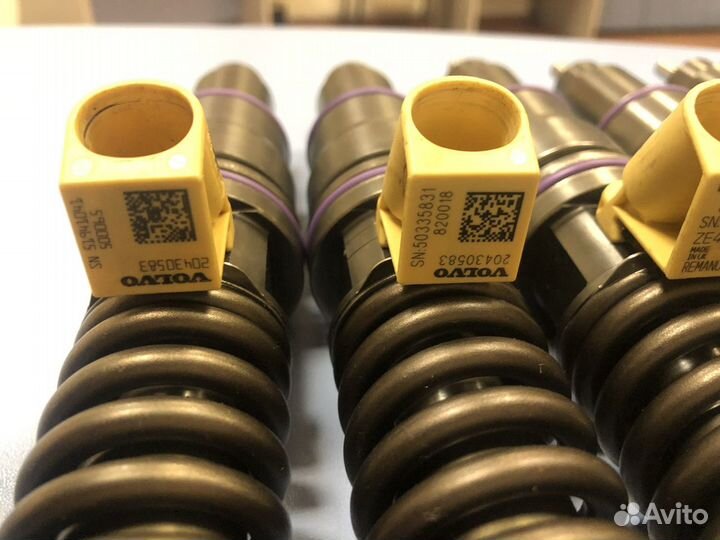 Насос-форсунки Volvo D12 20430583