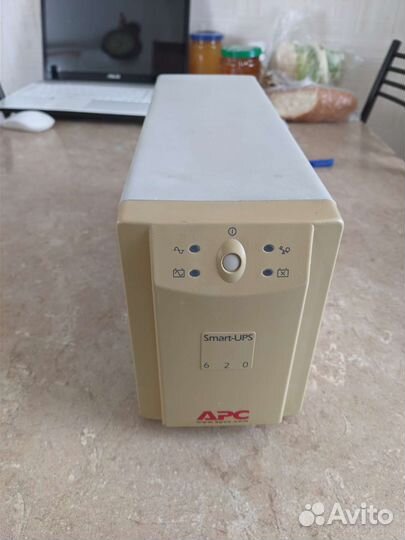 Ибп APC smart ups 620