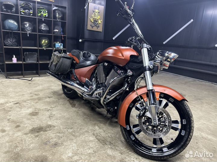 Victory Cross Roads Country