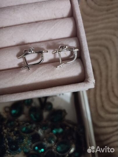 Серьги белое золото с бриллиантами