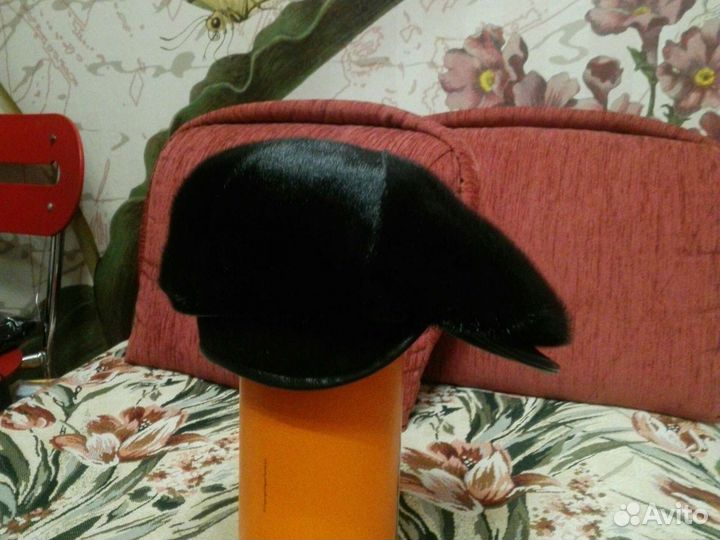 Меховая мужская кепка