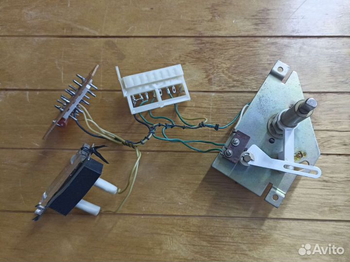 Регулятор оборотов и стробоскоп Д1-012