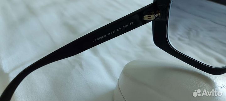 Солнцезащитные очки женские брендовые