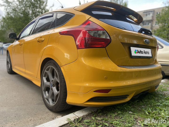 Ford Focus ST 2.0 МТ, 2012, 216 800 км