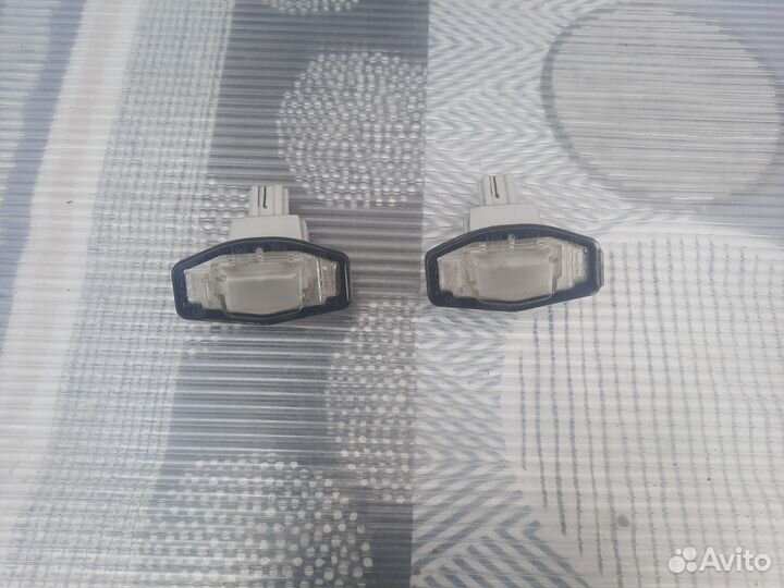 Плафон подсветки номера хонда цивик 4Д