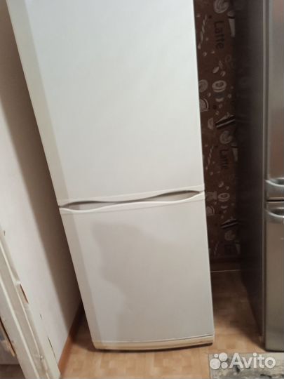 Холодильник atlant двухкамерный бу