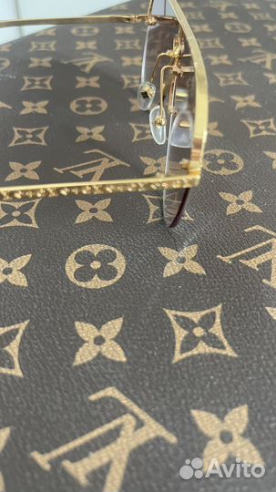 Солнцезащитные очки louis vuitton